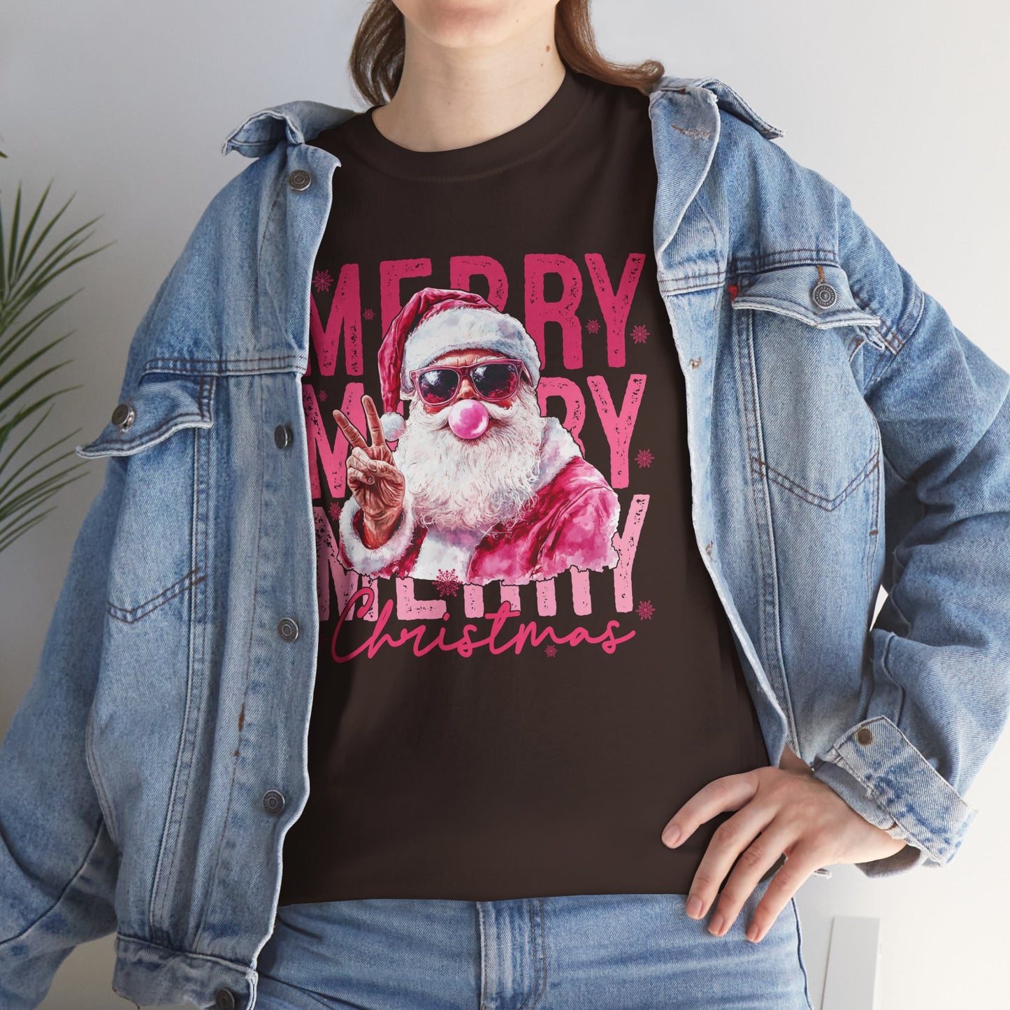 Cool Santa in Sunglasses & Pink Bubble Gum Sassy Christmas Graphic Tee