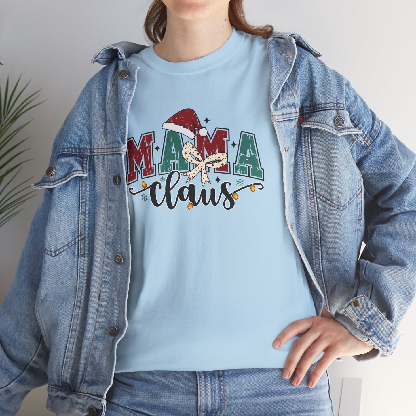 MAMA Claus T-Shirt | Cute Christmas Mom Graphic Tee